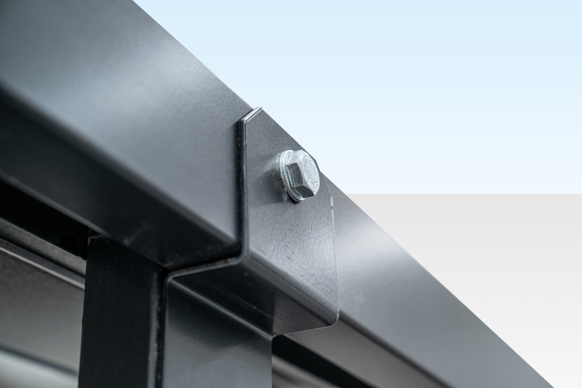 FLAT PACK VAPING SHELTER - Image 6